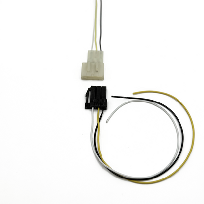 Buchse am Sensorstecker der Clio 16V Tachowelle eingesteckt / socket connected to the Clio 16V speedometer cable sensor plug